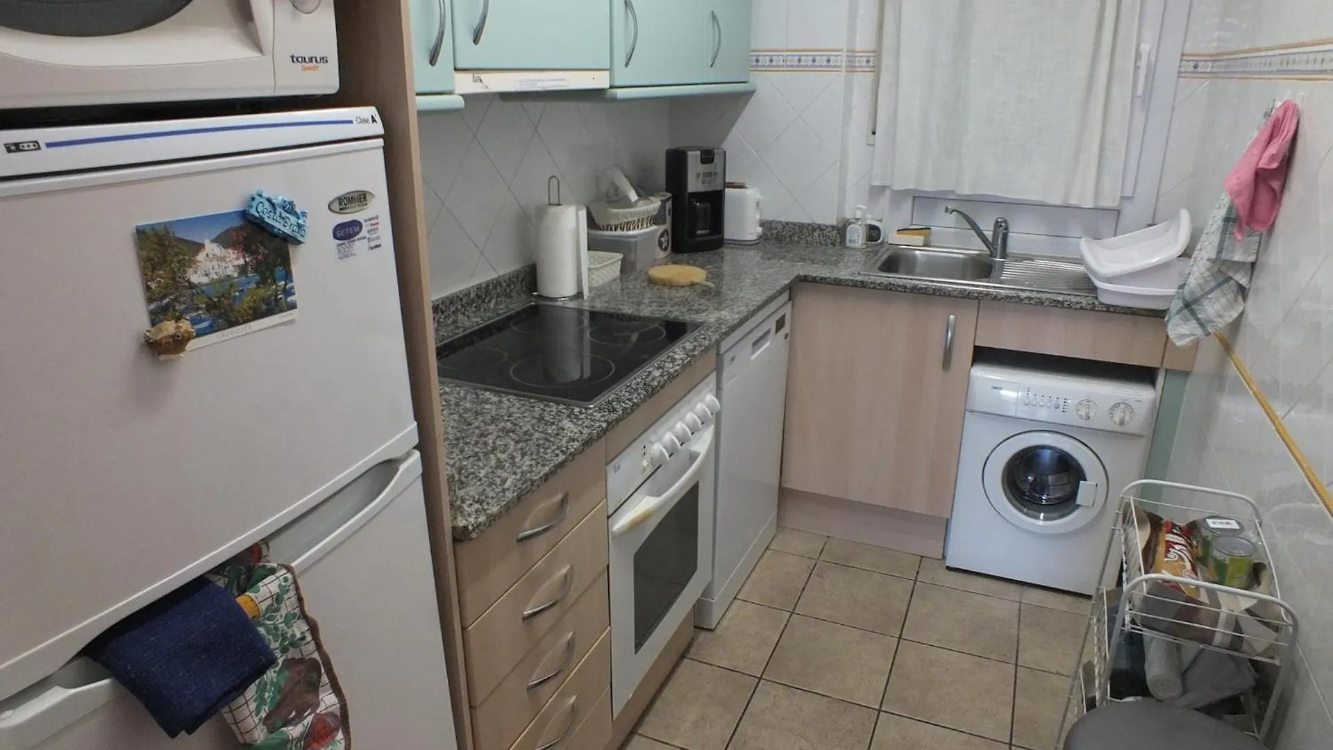 Apartamento Para 6 Personas Con Piscina, A 700M De La Playa - Es-204-14 Roses Apartment