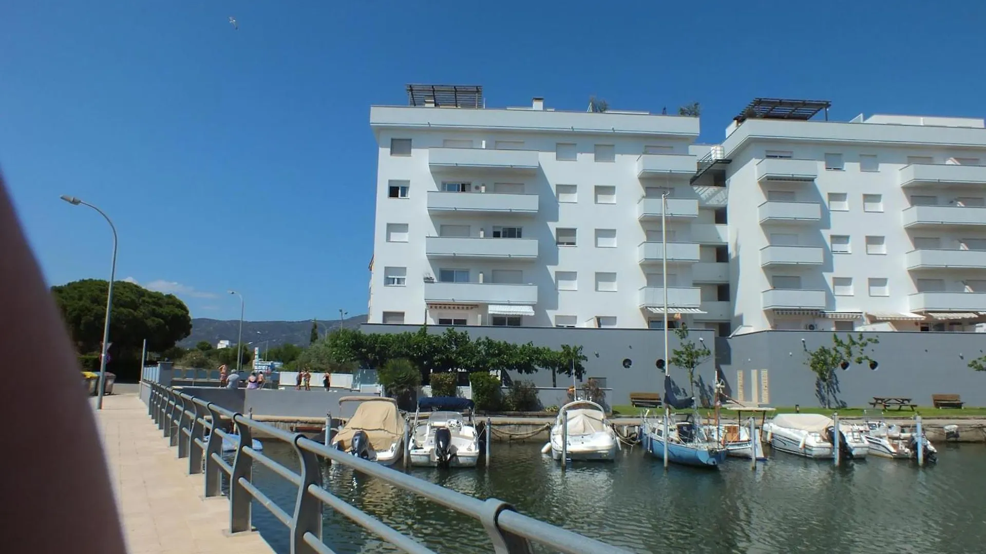 Apartamento Para 6 Personas Con Piscina, A 700M De La Playa - Es-204-14 Roses Spanien